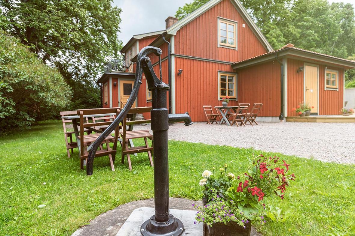 Loefwings B&B Broddetorp Exterior photo